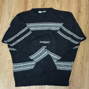 구제 의류 크루넥 스웨터 기하학 패턴 그런지