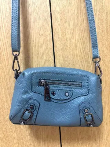 미사용 새상품 천연 가죽 사양 숄더백 미니백