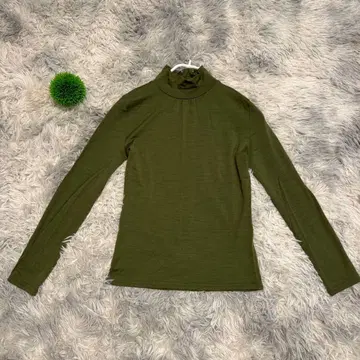 CHRISTIAN AUJARD 사이즈 9T(M) 하이넥 니트 긴팔