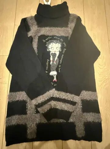 BETTYBOOP 니트 긴팔 드레스