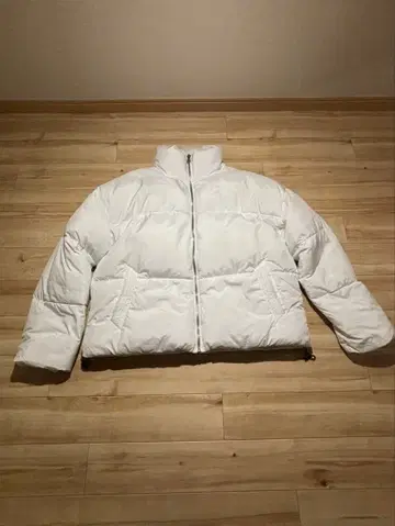 L 사이즈 다운 자켓 화이트