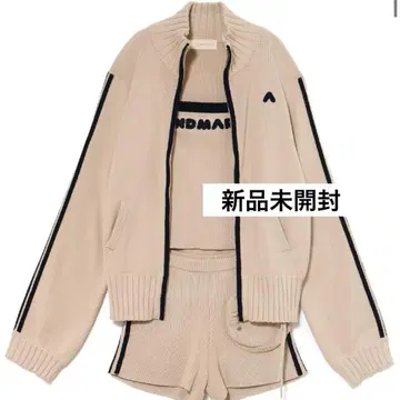 andmary Zoe full zip set up