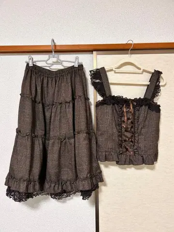 새상품급 axes femme 레이스 뷔스티에 스커트 셋업 브라운