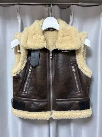 ZARA 자라 인조 가죽 무스탕 베스트