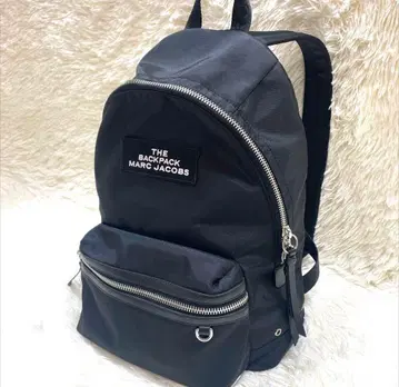 마크제이콥스 백팩 나일론 A4 수납 가능 블랙