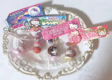 헬로키티 돗토리 한정판 백합조개 버전 스트랩 세트