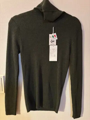 이탈리아 실 울 100% 다크 그린 니트 스웨터 F