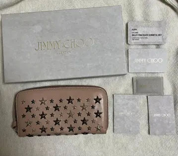 미사용 새상품 JIMMY CHOO 핑크 베이지 장지갑 별 모양 스터드