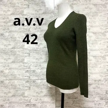 [a.v.v 아베베] 올리브 그린 V넥 긴팔 스웨터 사이즈 42