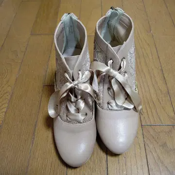 액시즈 레이스업 부츠 L 미사용