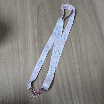 SEVENTEEN 에스크프스 숄더 스트랩 세부치