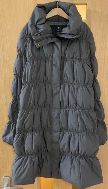 INED 롱 다운 코트 사이즈 11