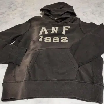 ANF 1892 다크 그레이 후드티