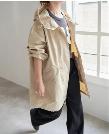 스픽 앤 스팬 발수 스노우 카모 후드티