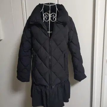 QUEENSCOURT 다운 90% 블랙 퀼팅 다운 자켓