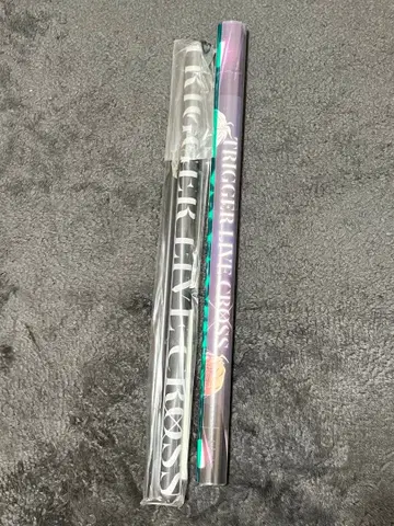 아이나나 TRIGGER VALIANT 태피스트리 특전 포스터 세트