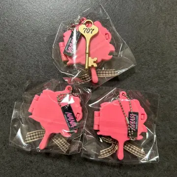 [레어] NANA 미니 참 가챠가챠 손거울 3개 세트