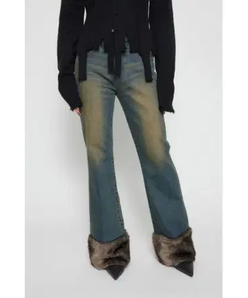 LAGUA GEM FAUX FUR 플레어 데님 25인치