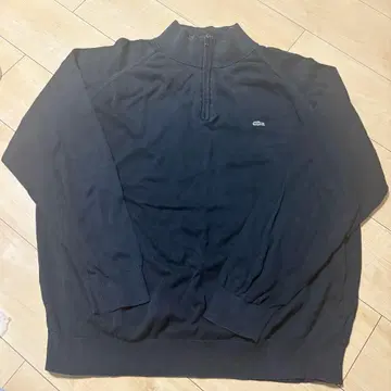 Lacoste 블랙 니트