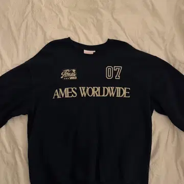 AMES WORLDWIDE 맨투맨 네이비