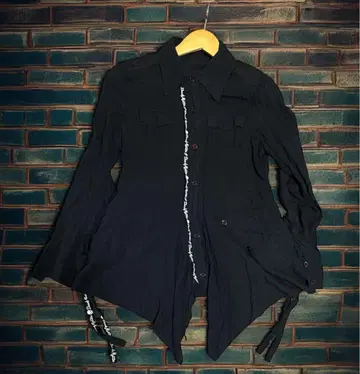 Ghost of HARLEM 블랙 스컬 셔츠