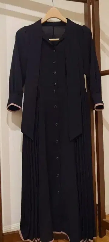 미슈마슈 블랙 원피스