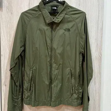 The north face 나일론 자켓
