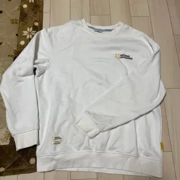 내셔널 지오그래픽 트레이닝복 L