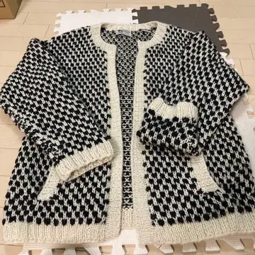 KHWOPA SPIRIT 굵은 니트 가디건 화이트 x 블랙 네팔제
