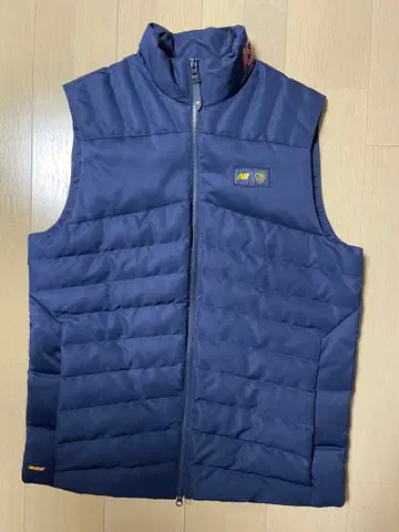 뉴발란스 축구 AS Roma 다운 베스트 네이비