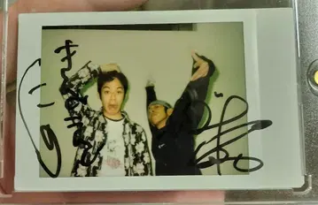 킹콩 사인 사진