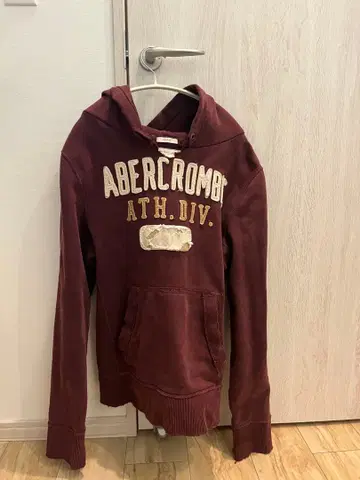 Abercrombie 버건디 후드 부착 후드티