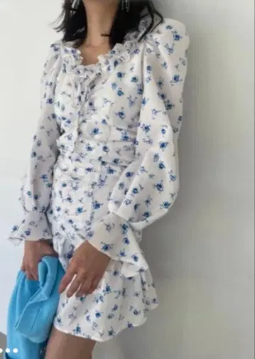 택 포함 새상품 스나이델 프린트 개더 미니 원피스