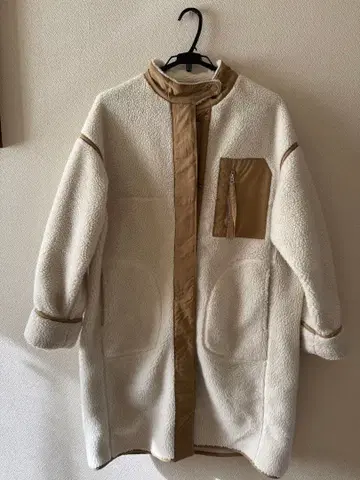 [ 새상품급 ] 베이크루즈 보아 본딩 코트