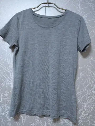 코토리웍스 반팔 티셔츠 M 사이즈 라이트 그레이 극박 울