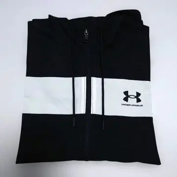 언더아머 윈드브레이커