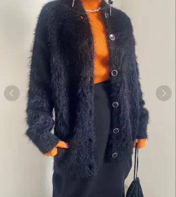 [ AMERI ] FEATHER OVER CARDIGAN