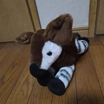 오카피 봉제 인형 브라운과 화이트 스트라이프