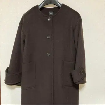 Spick & Span 다크 브라운 노카라 코트