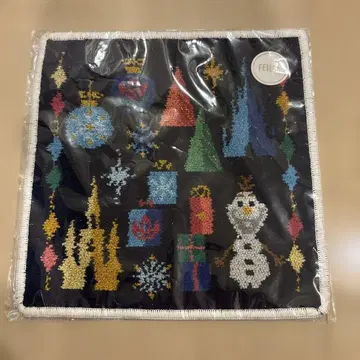 FEILER 올라프 웜허그 크리스마스 손수건