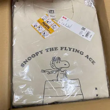 M 택 포함 새상품 UNIQLO PEANUTS 스누피 맨투맨