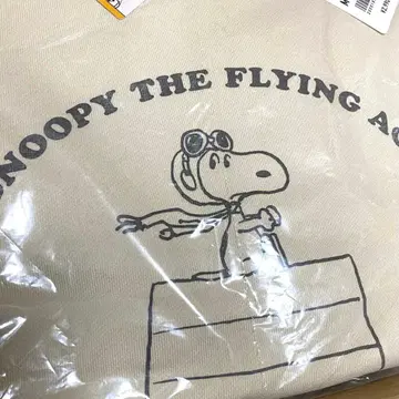 M 택 포함 새상품 UNIQLO PEANUTS 스누피 맨투맨