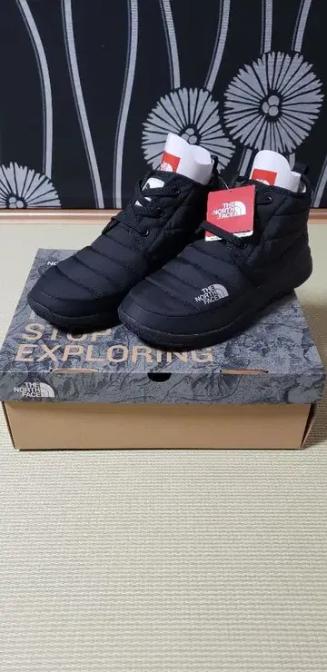 미사용 새상품 THE NORTH FACE 눕시 차커