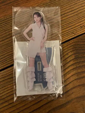 IS:SUE IS COMING 츠루기 나노 아크릴 스탠드