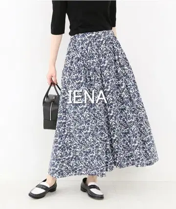 [ 새상품급 ] IENA 축구 디자인 스커트