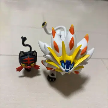 포켓몬스터 썬&문 솔가레오냐오불 피규어