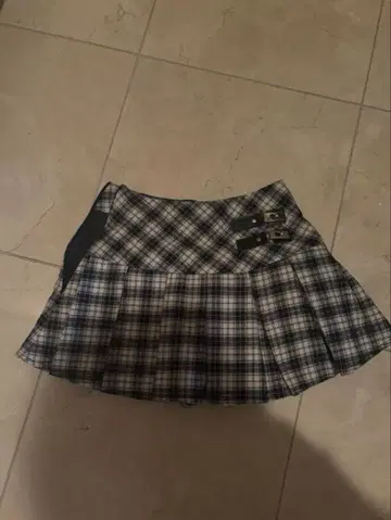 미사용 새상품 randy 벨티드 프레피 스커트 XS