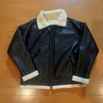 블랙 무스탕 코트 보아 카라 부착