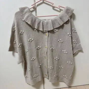 프릴 옷깃 베이지 반팔 가디건