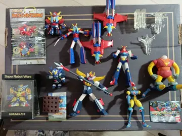 슈퍼로봇 피규어 세트 라이딘 그룬구스트 등
